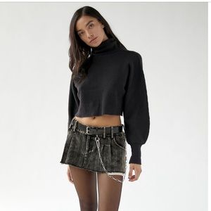 NWOT Urban Outfitters UO Finley Cropped Recycled Turtleneck Sweater Small Black